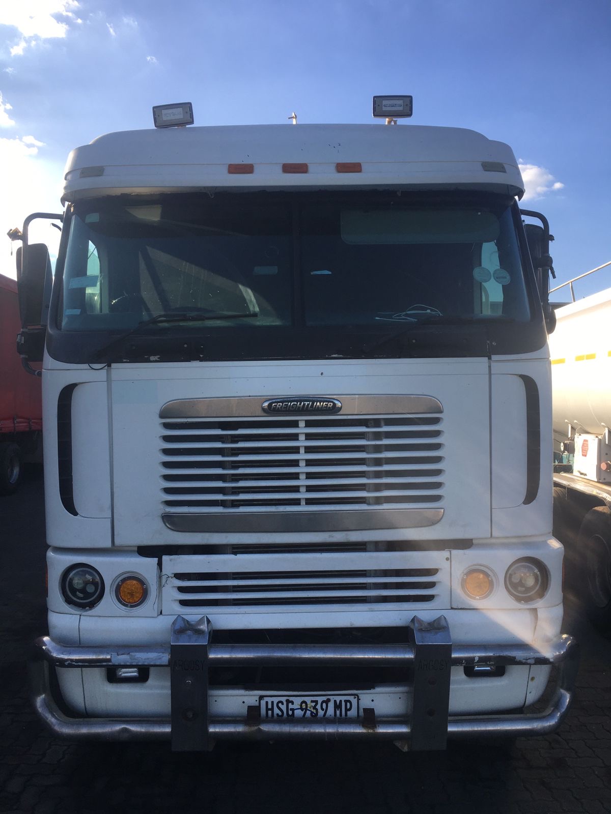 Vehicle carrier Lowbed